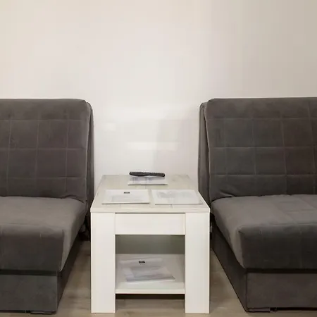 Hostel La Casa Nis